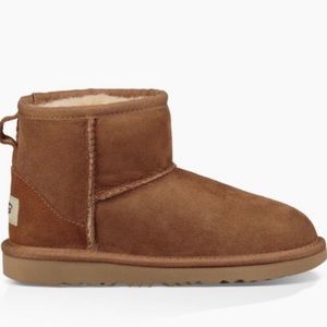 Kids’ Classic Mini Ugg Boots